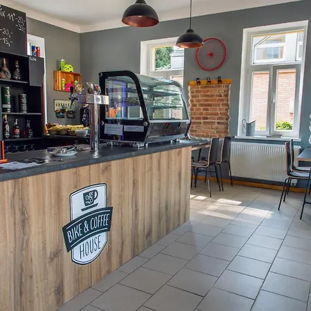 Bike & Coffee House *